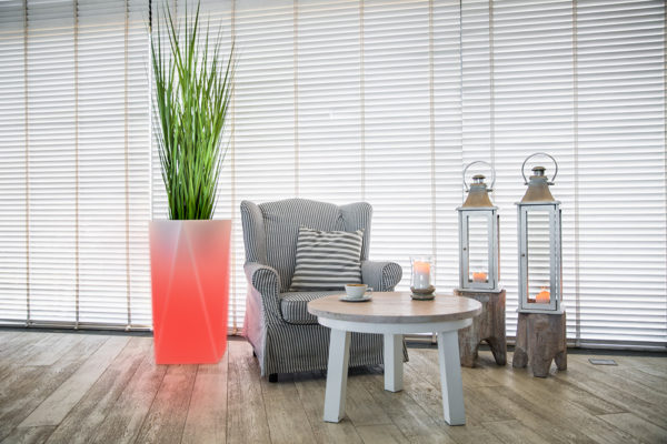 Nevis Nevis óriáskaspó, 90 cm, RGB LED világítással, távirányítóval 3